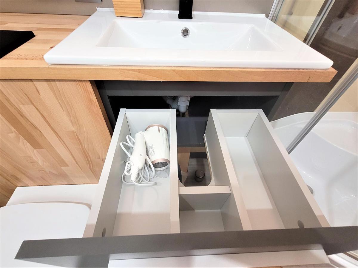 Apartament Radiostacja, Parking Free, Klimatyzacja 格利维采 外观 照片